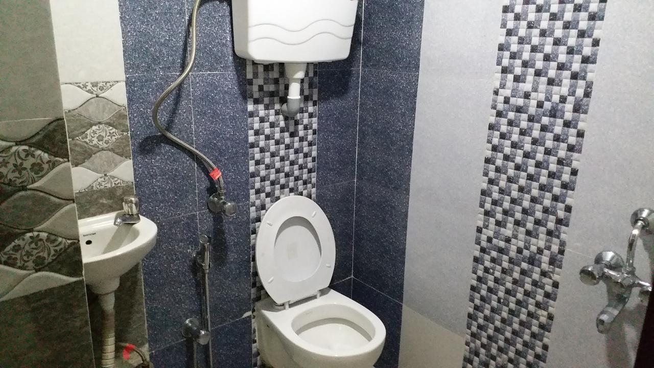 One Step Hostel Мумбаї Екстер'єр фото